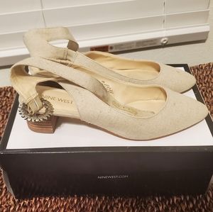 Nine west linen shoes size 9